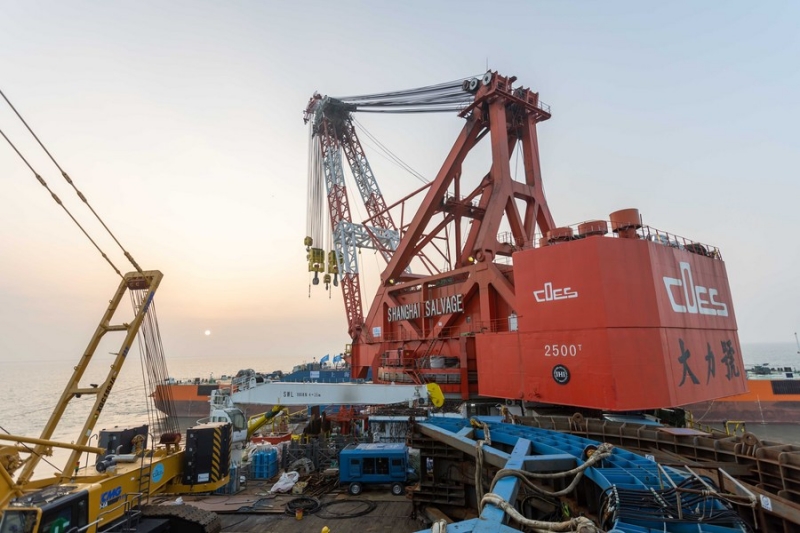 ?να ναυ?γιο τη? δυναστε?α? Τσινγκ ανασ?ρθηκε στη Σαγκ?η