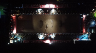 ?να ναυ?γιο τη? δυναστε?α? Τσινγκ ανασ?ρθηκε στη Σαγκ?η