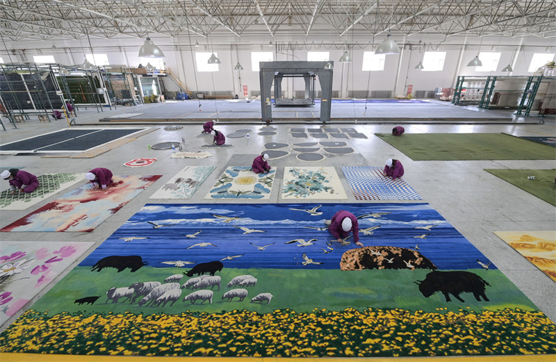 Τα χαλι? φ?ρνουν καλ?τερη ζω? στο Τσινγκχ?ι