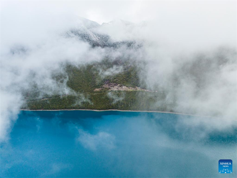 Γοητευτικ? θ?α τη? λ?μνη? Μπασ?μ στο Θιβ?τ τη? ΝΔ Κ?να?