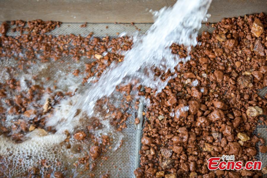 Ν?ο? γ?ρο? αρχαιολογικ?? ανασκαφ?? ξεκ?νησε στο Σπ?λαιο Ψαροκοκκ?λου στην περιοχ? Φαντσ?νγκ τη? π?λη? Γουγιο?