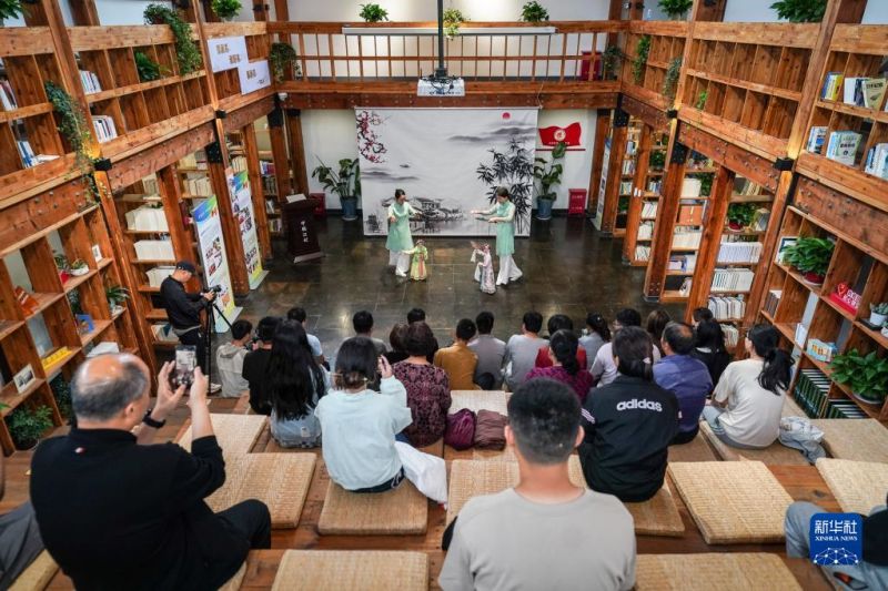 Οι μαριον?τε? Κουντσο? απ? το Σουτζ?ου