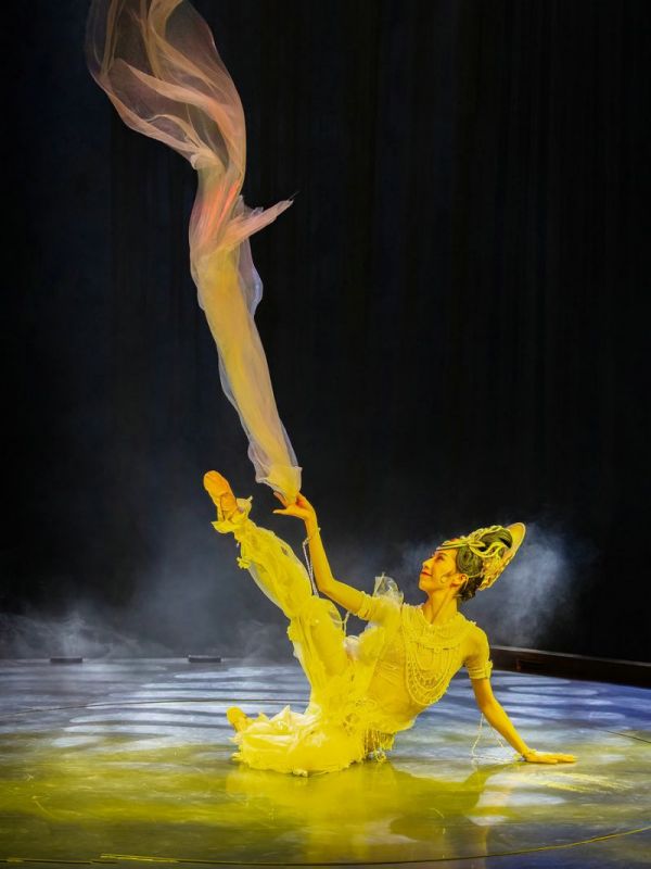 Διαδραστικ? παρ?σταση ζωντανε?ει τι? τοιχογραφ?ε? των Σπηλα?ων Μογκ?ο