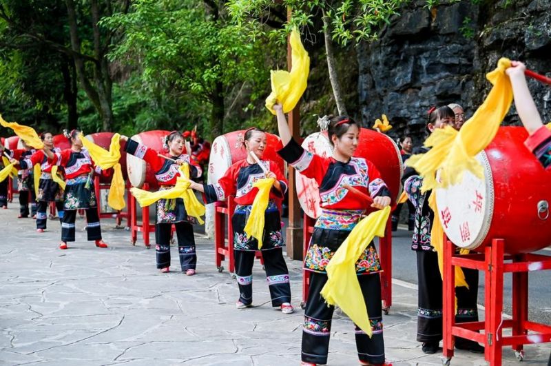 Ποικιλ?α ?υλη? κληρονομι?? στο Χουν?ν