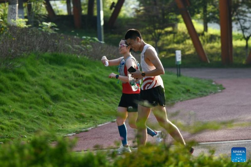 Μια ματι? στη ζω? των κατο?κων πριν απ? την ?ναρξη τη? Θεριν?? Πανεπιστημι?δα??FISU?στην π?λη Τσενγκντο?