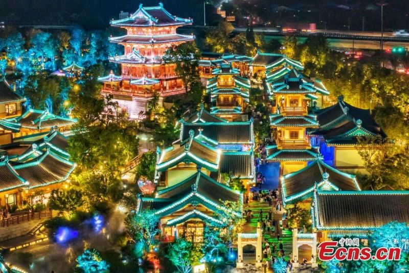 Εκθαμβωτικ? αρχα?α π?λη αναπαρ?γει το ?νδοξο τοπ?ο στην π?λη Ναντζ?νγκ