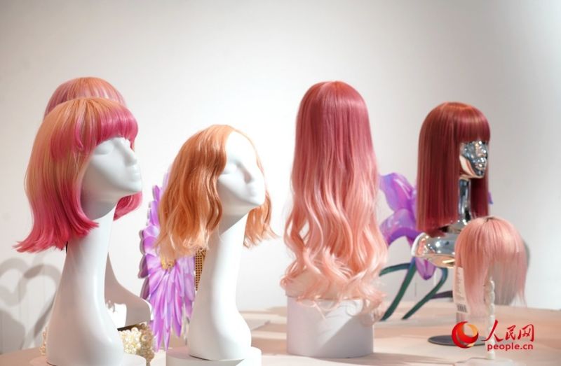 Η οικονομ?α τη? βιομηχαν?α? ομορφι?? προχωρ? δυναμικ?