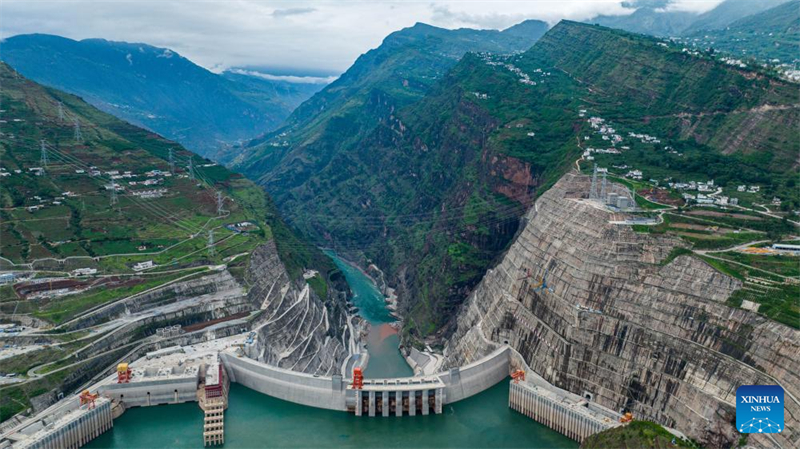 ?ποψη του υδροηλεκτρικο? σταθμο? Μπα?χετ?ν στη νοτιοδυτικ? Κ?να