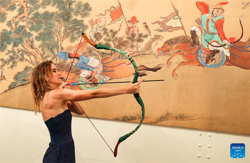 ?κθεση κινεζικο? αθλητικο? πολιτισμο? στο Παρ?σι