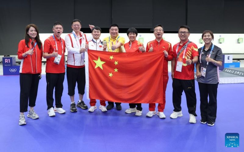 Ο Σ?ε Γιου κερδ?ζει το χρυσ? στην σκοποβολ? στα 10 μ?τρα με αεροβ?λο πιστ?λι στου? Ολυμπιακο?? Αγ?νε? του Παρισιο?