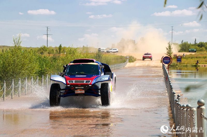 Χανγκτζιντσ?, Εσωτερικ? Μογγολ?α: πραγματοποι?θηκε το παθιασμ?νο ρ?λι στην ?αση τη? ερ?μου Κουπο?τσι