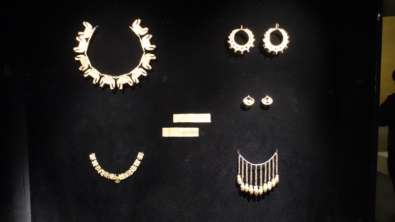 Εγκαινι?ζεται στο Πεκ?νο η θεματικ? ?κθεση ?Οι αμ?τρητε? ?ψει? του ωρα?ου στην αρχα?α τ?χνη?