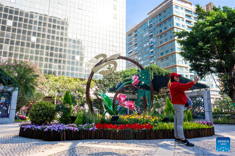 Το Μακ?ο στολ?ζεται για να γιορτ?σει τα 25 χρ?νια προσ?ρτησ?? του στη Κ?να