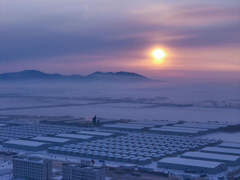 Η πρ?τη ανατολ? τη? χρονι?? σε δι?φορα σημε?α τη? Κ?να?