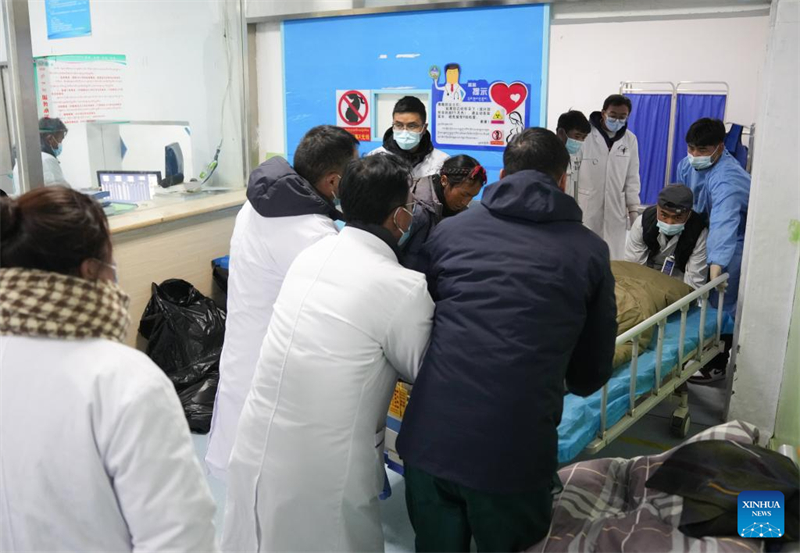 Εικ?νε? απ? τον τ?πο που χτ?πησε ο Σεισμ?? τη?? Σιτζ?νγκ