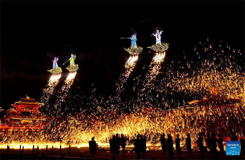 Πλ?θο? εκδηλ?σεων στην Κ?να κατ? του? εορτασμο?? του? Φεστιβ?λ τη? ?νοιξη?