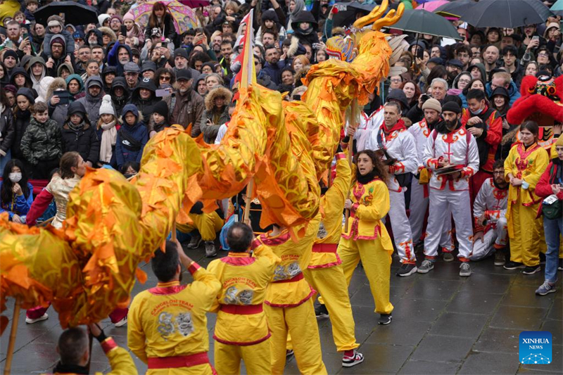 Παρ?λαση για τον εορτασμ? τη? Κινεζικ?? Πρωτοχρονι?? στην Ιταλ?α