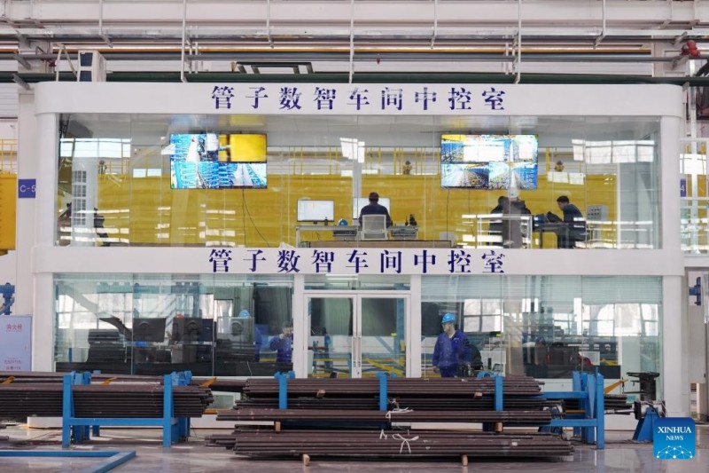 Η Χε?λονγκτζι?νγκ εκμοντερν?ζει τι? παραδοσιακ?? βιομηχαν?ε? με ψηφιακ?? τεχνολογ?ε?