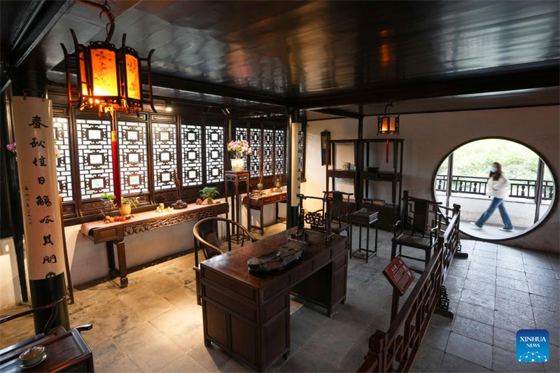 Απολα?στε του? Κλασικο?? Κ?που? τη? Σουτζ?ου, ?να μνημε?ο τη? UNESO? στην Κ?να μ?σα απ? φωτογραφ?ε?