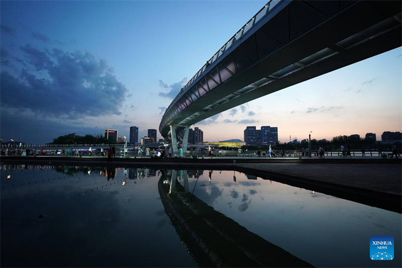 Εικ?νε? τη? π?λη? Τα?γιου?ν, στην επαρχ?α Σανσ? τη? Κ?να?