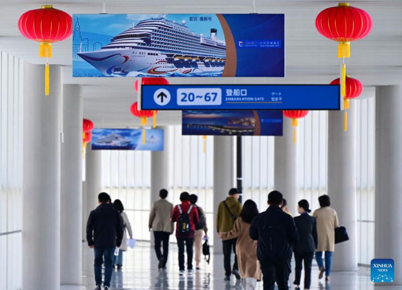 Η πρ?τη κρουαζι?ρα για το κινεζικ? κατασκευ?? κρουαζιερ?πλοιο κ?νει το ντεμπο?το τη? στο Τσινγκντ?ο