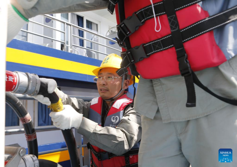 Η π?λη ?τσανγκ προχωρ? στην πρ?σινη ναυτιλ?α με τη χρ?ση ηλεκτρικ?? εν?ργεια?