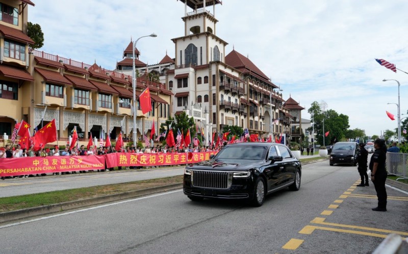 Ο Πρ?εδρο? Σι Τζινπ?νγκ ολοκλ?ρωσε την επ?σημη επ?σκεψη στη Μαλαισ?α