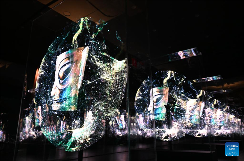 Διαδραστικ? ?κθεση τ?χνη? για τον πολιτισμ? του Σανσινγκντου? εγκαινι?στηκε στην Τιαντζ?ν τη? Κ?να?