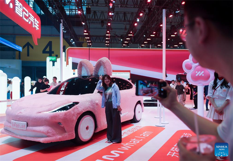 Ξεκιν? η φετιν? ?κθεση αυτοκιν?του τη? Σαγκ?η?