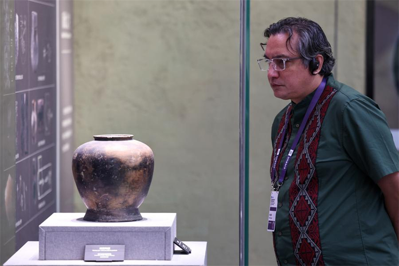 Οι τεχνολογ?ε? ενισχ?ουν τι? αρχαιολογικ?? προσπ?θειε? στον αρχαιολογικ? χ?ρο του Λιανγκτζο?