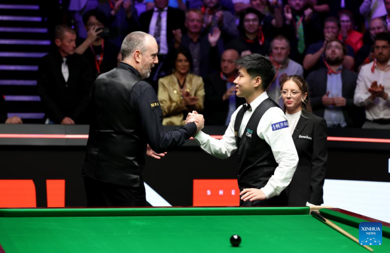 Κιν?ζο? ο πρ?το? Ασι?τη? παγκ?σμιο? πρωταθλητ?? στο σνο?κερ