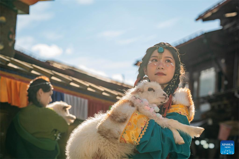 Το τοπ?ο τη? Σιανγκρι-Λα στην επαρχ?α Γιουν?ν τη? Κ?να?