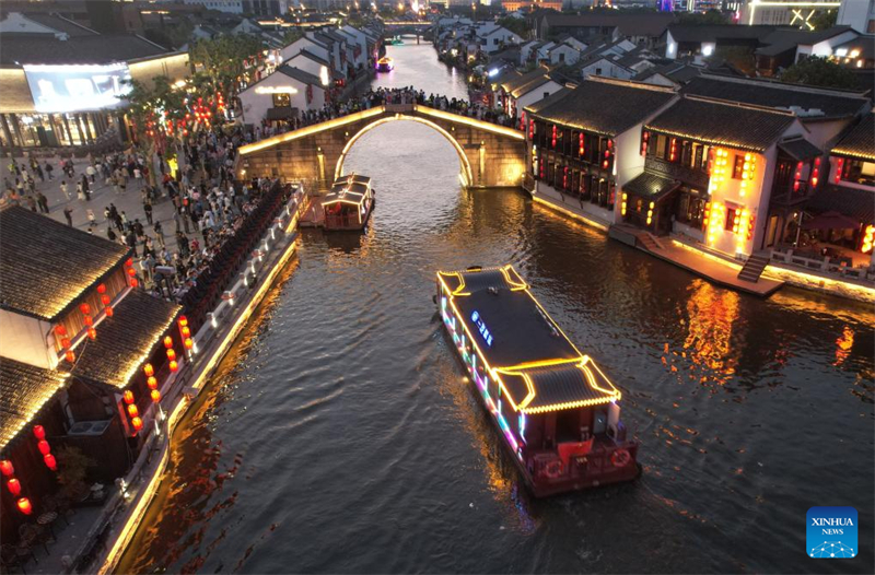 Η ?κρηξη ταξιδι?ν τη? Πρωτομαγι?? αναδεικν?ει τη ζωτικ?τητα τη? κινεζικ?? καταν?λωση?