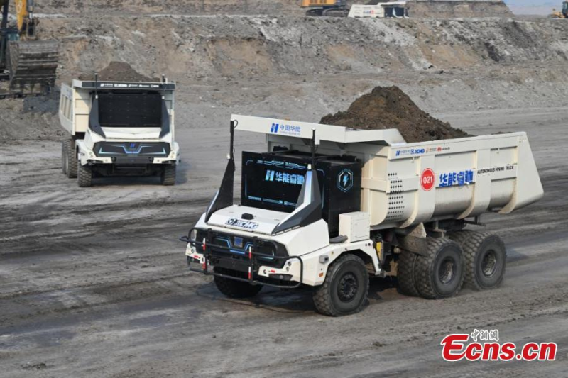 Η Κ?να παρουσι?ζει τον πρ?το στ?λο αυτ?νομων φορτηγ?ν εξ?ρυξη? στον κ?σμο