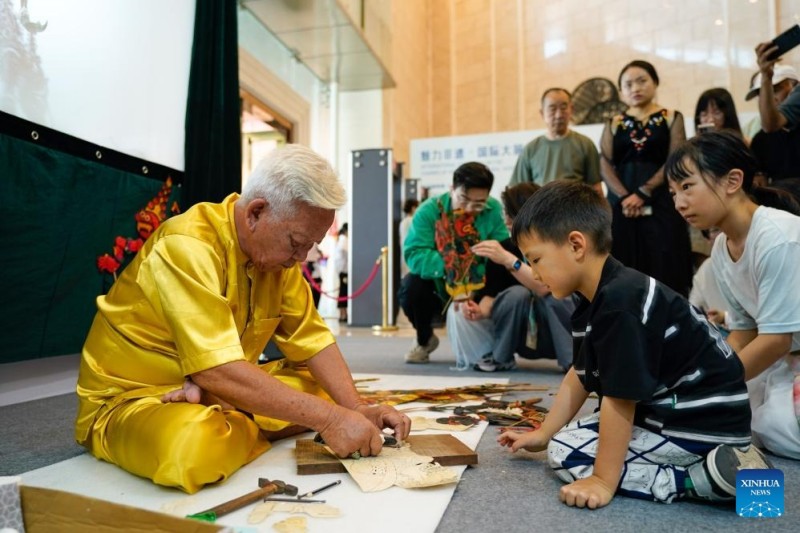 9ο Διεθν?? Φεστιβ?λ ?υλη? Πολιτιστικ?? Κληρονομι?? στην π?λη?Τσενγκντο?