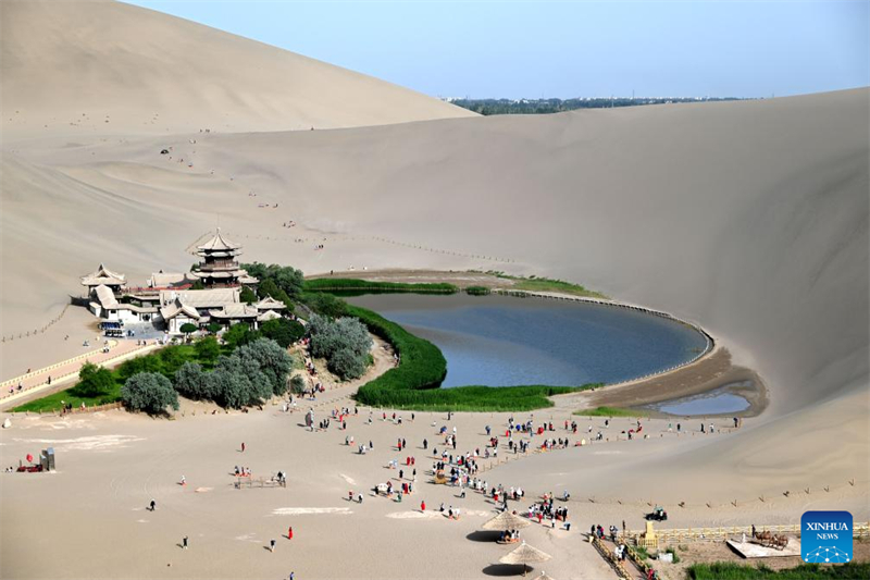 Τα εγχ?ρια ταξ?δια τη? Κ?να? αυξ?θηκαν κατ? 5,7% κατ? τη δι?ρκεια των ετ?σιων διακοπ?ν Ντουανγο?