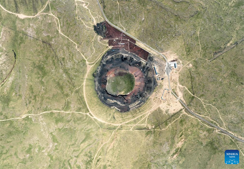 Το σ?μπλεγμα ηφαιστε?ων στη Β?ρεια Κ?να εισ?ρχεται στην περ?οδο τουριστικ?? αιχμ??