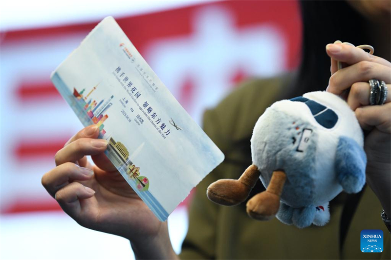 Απογε?ωση τη? απευθε?α? πτ?ση? Σαγκ?η-Γενε?η