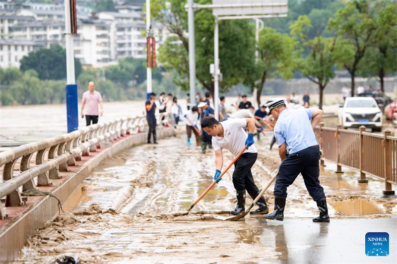 Δι?σωση σε εξ?λιξη στι? πληγε?σε? απ? τι? πλημμ?ρε? κομητε?ε? τη? επαρχ?α? Γκουε?τζ?ου