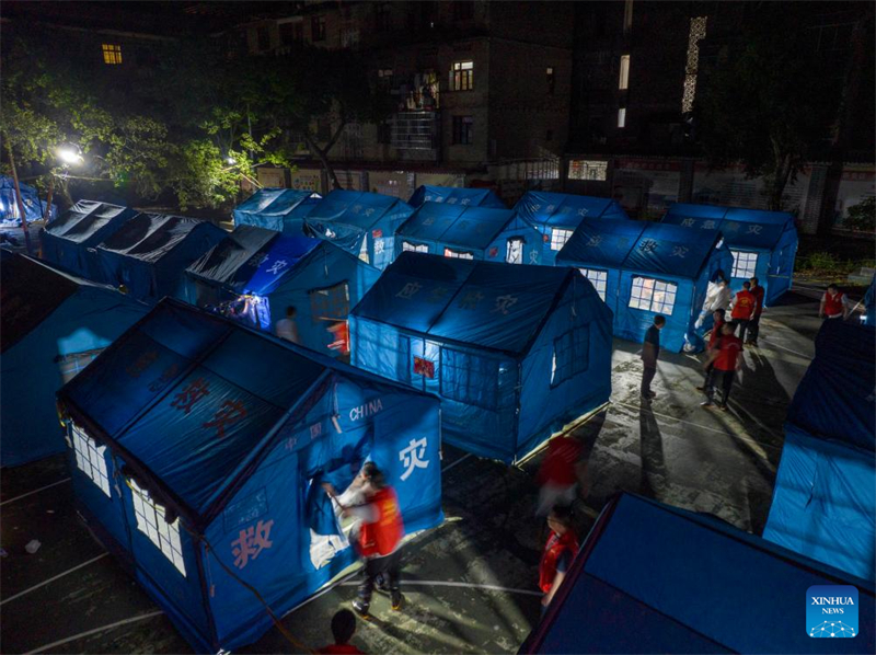 Δι?σωση σε εξ?λιξη στι? πληγε?σε? απ? τι? πλημμ?ρε? κομητε?ε? τη? επαρχ?α? Γκουε?τζ?ου