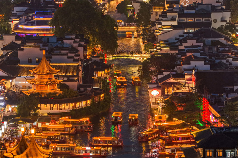 (Φωτογραφ?α / CRI)