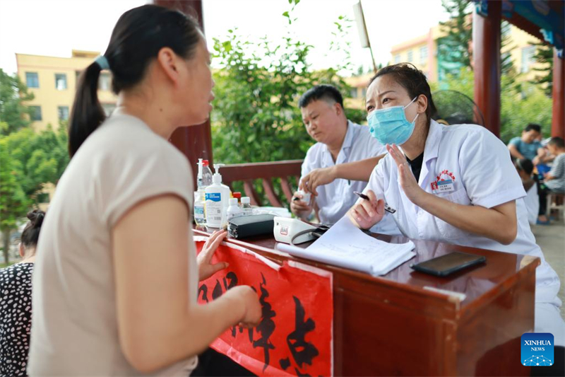 Συνεχ?ζονται οι προσπ?θειε? αρωγ?? στην πλημμυρ?πληκτη κομητε?α Ρονγκτζι?νγκ