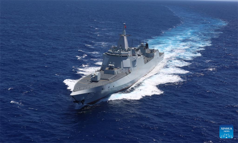 Οι σχηματισμο? αεροπλανοφ?ρων τη? Κ?να? επιστρ?φουν μετ? την ολοκλ?ρωση τη? εκπα?δευση? στην ανοικτ? θ?λασσα