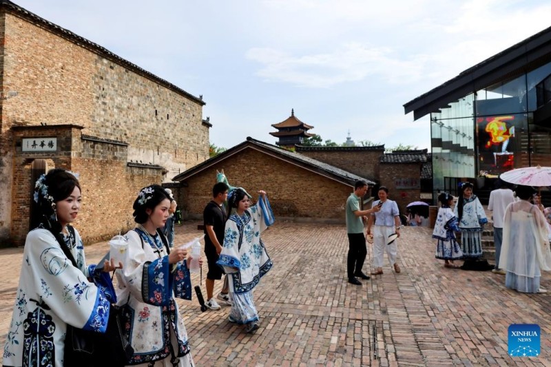 Η παλι? συνοικ?α στην επαρχ?α Τζιανγκσ? τη? Κ?να? μετατρ?πεται σε ακμ?ζον κ?ντρο πολιτιστικ?? καινοτομ?α? και τουρισμο?