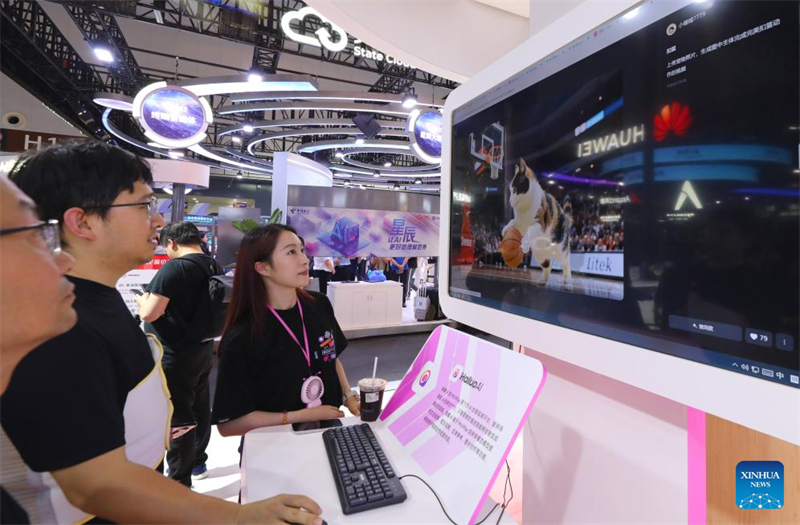 Το Παγκ?σμιο Συν?δριο Τεχνητ?? Νοημοσ?νη? για το 2025 παρουσι?ζει ποικ?λα σεν?ρια εφαρμογ?? τη? Τεχνητ?? Νοημοσ?νη?