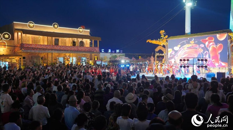 Η ν?χτα στην παλι? π?λη του Κουτσ? τη? Κ?να? δεν τελει?νει ποτ?