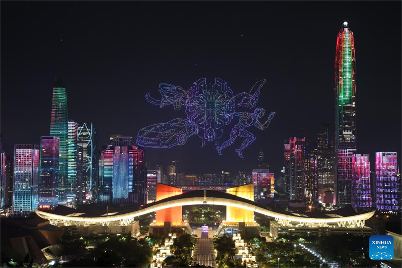 Διοργαν?θηκε σ?ου με drones για τον εορτασμ? τη? 45η? επετε?ου τη? ειδικ?? οικονομικ?? ζ?νη? τη? π?λη Σεντζ?ν