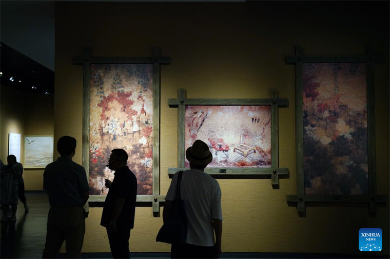 Οι πολιτιστικο? χ?ροι και τα μουσε?α γ?νονται δημοφιλε?? προορισμο? για του? ανθρ?που? κατ? τη δι?ρκεια των καλοκαιριν?ν διακοπ?ν