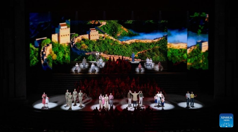 Μεγ?λη πολιτιστικ? γιορτ??στο Πεκ?νο για τον εορτασμ? τη? 80?? επετε?ου τη? ν?κη? κατ? τη? ιαπωνικ?? επιθετικ?τητα? και του φασισμο?