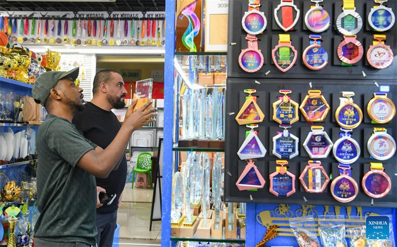 Η π?λη Γιγο? σημει?νει α?ξηση στι? παραγγελ?ε? αθλητικ?ν προ??ντων